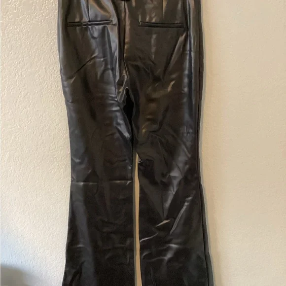 Zara Faux Leather Black Pants - Picture 5 of 9